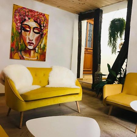 Hote Labyrinthe Sur La Place Chambres D, Hotes , Calme ,Netflix 米尔普瓦 外观 照片