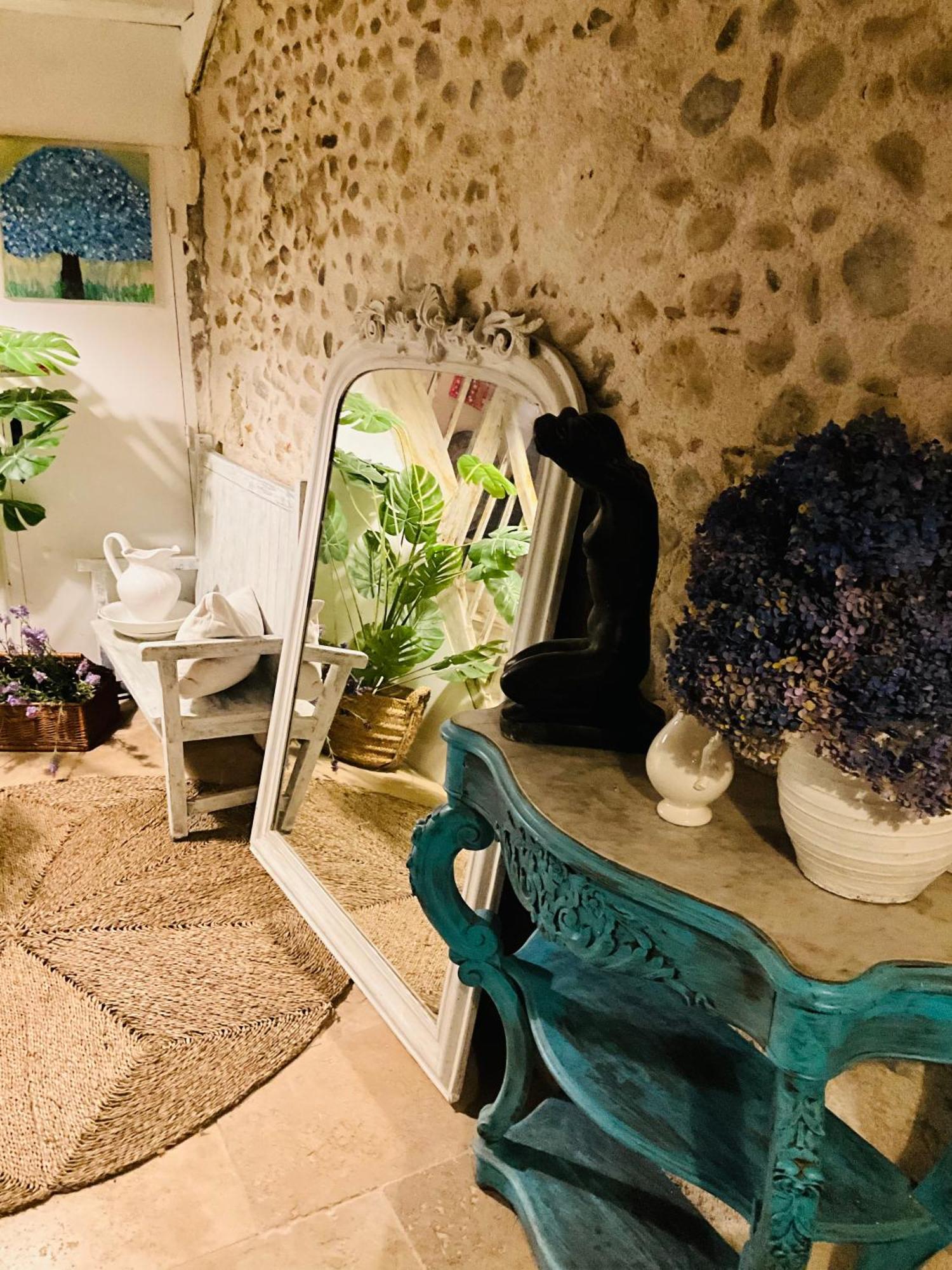 Hote Labyrinthe Sur La Place Chambres D, Hotes , Calme ,Netflix 米尔普瓦 外观 照片